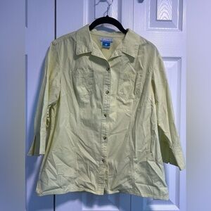 Columbia Button Down 3/4 Sleeved Top